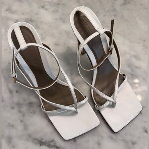 Bottega Veneta White Sandals, size 38